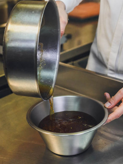 Matfer Bourgeat recette foie gras aux pommes fumé Sauteuse