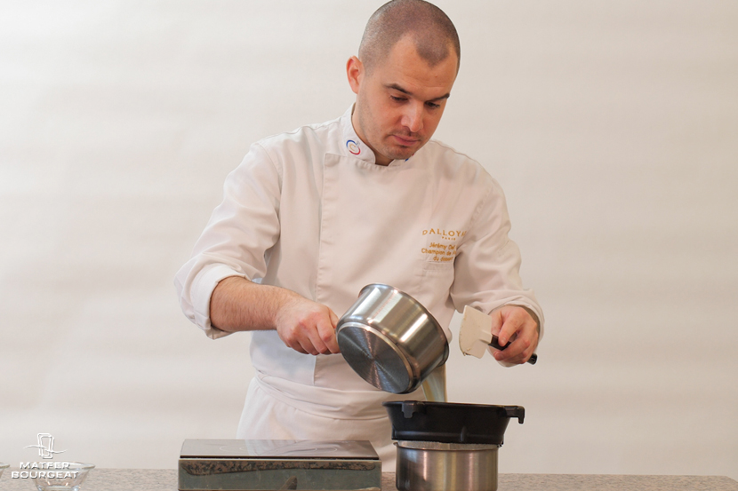 matfer-bourgeat-jeremy-del-val-casserole-preparation