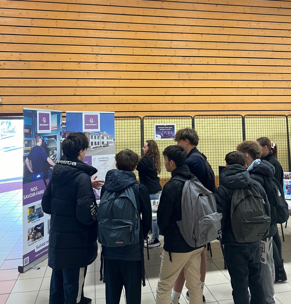 Découverte métiers industrie - Stand Matfer Bourgeat au Forum des Vals du Dauphiné