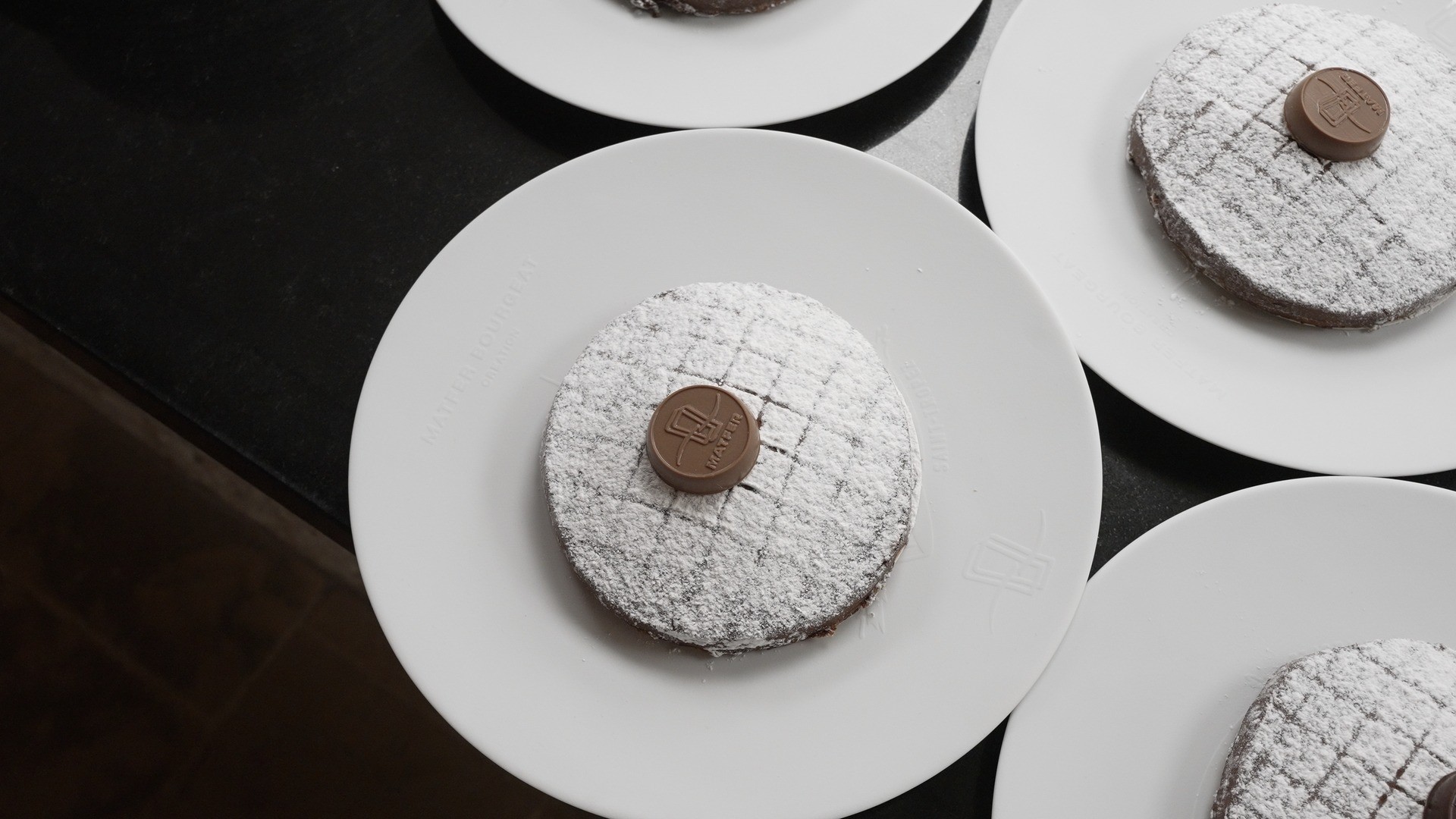 Pâtisserie Éventail de Philippe Bernachon réalisée pour Les Chefs à Saint-Tropez fêtent les producteurs
