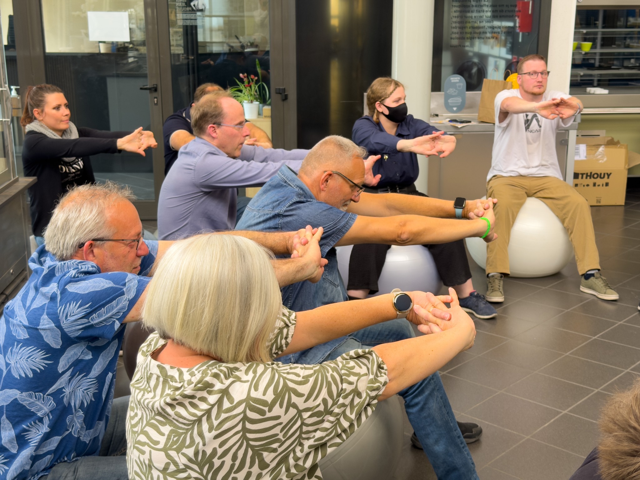 Atelier sur les bonnes postures lors de la journée Protectous à Vauconsant